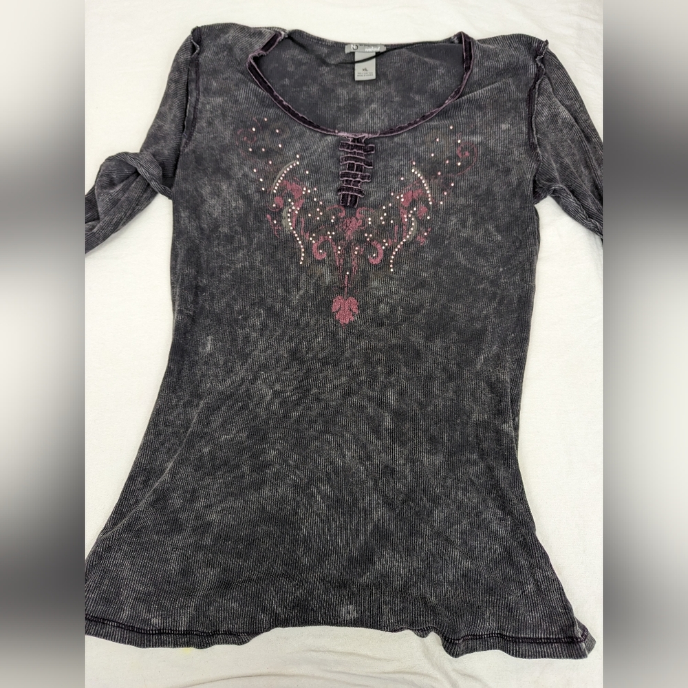 new directions Gray Washed Henley Top with Pink Accent